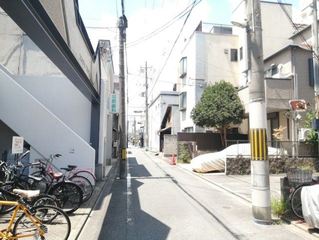 近くに施設あり