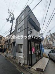 門真店舗付き住宅（住居2階・3階部分）の外観画像