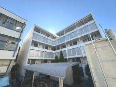 レオパレスピースフルの外観画像