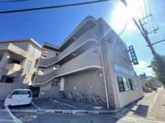 シャルマンSの外観画像