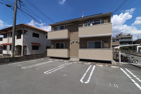 フルーレ A棟の外観画像