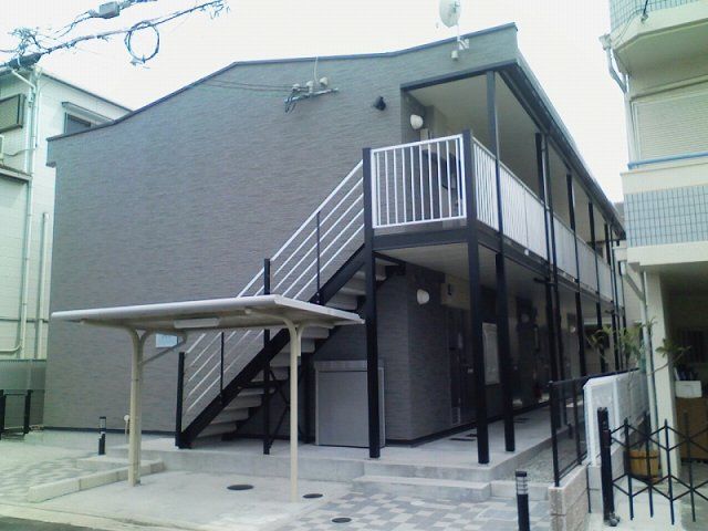 レオパレスやちよの外観画像