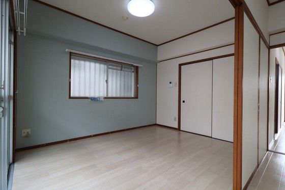 ベッドルーム