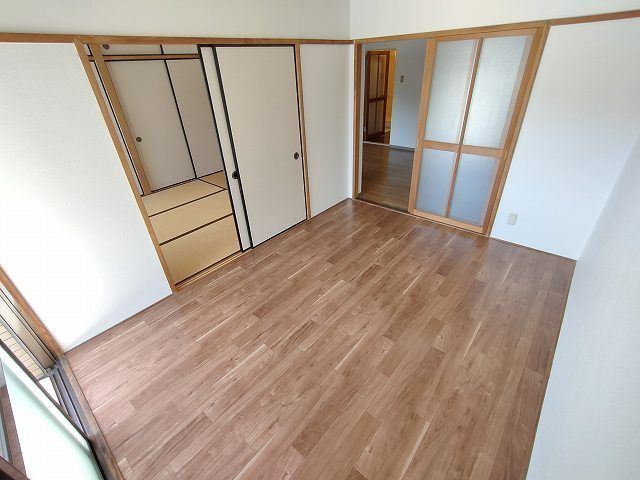 ベッドルーム
