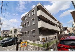 リマーニ池下の外観画像