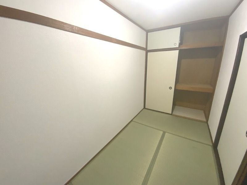 ベッドルーム