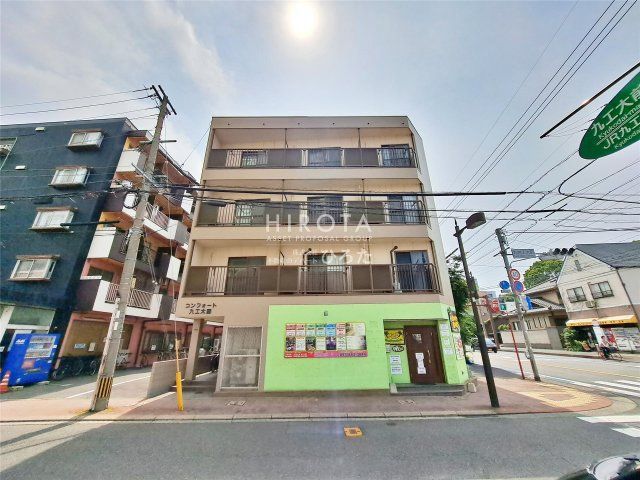 コンフォート九工大前の外観画像