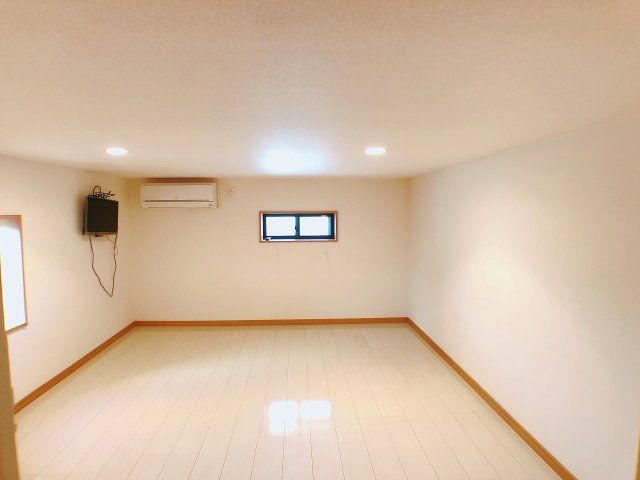 ベッドルーム