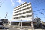 グラビスコート西原駅前の外観