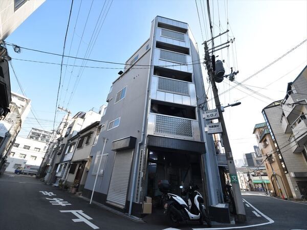 デグチビルの外観画像