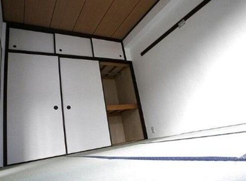 ベッドルーム