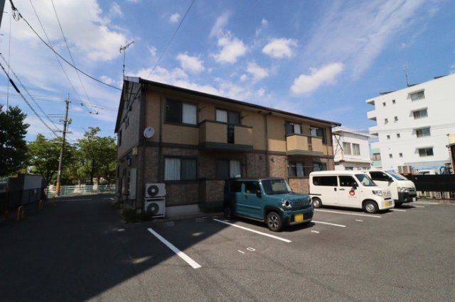 リビングタウン豊成 A棟の外観画像