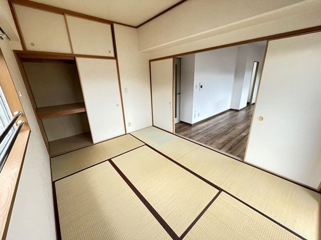 ベッドルーム