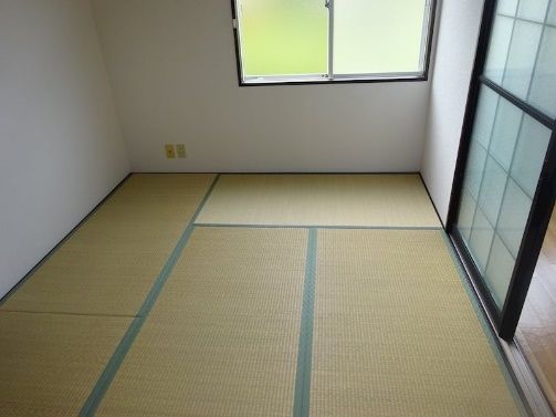 ベッドルーム