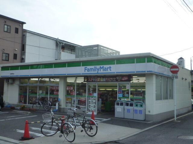近くに施設あり