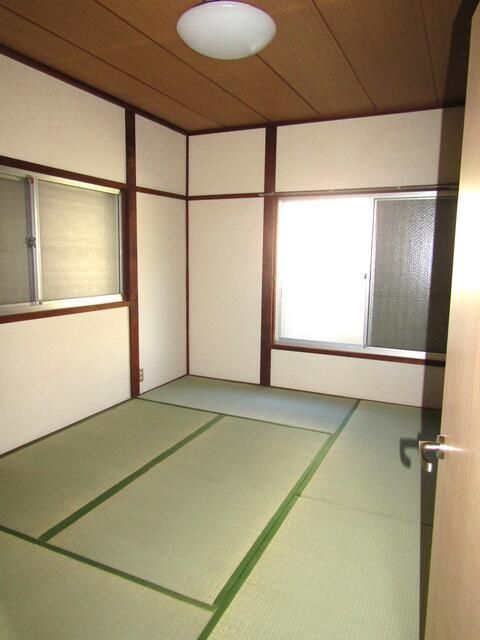 ベッドルーム