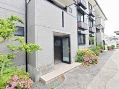 サンシャインハイツ A棟の外観画像