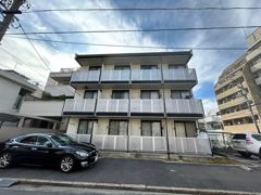 レオパレスプラスアルファ吉島の外観画像