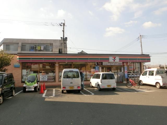 セブンイレブン(350m)