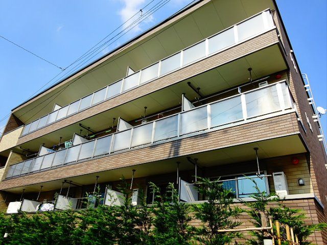 シュトラール赤堤の外観画像