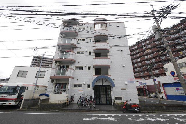 朝日ハイツの外観画像