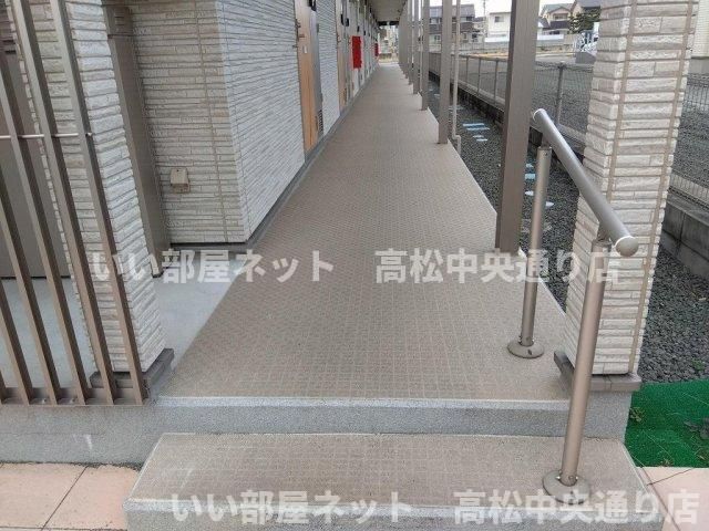 近くに施設あり