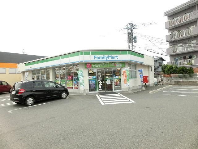 ファミリーマート／八幡御開店 (200m)
