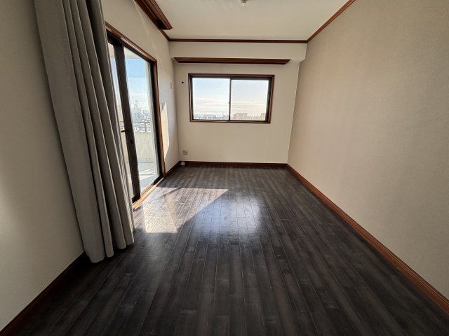 ベッドルーム