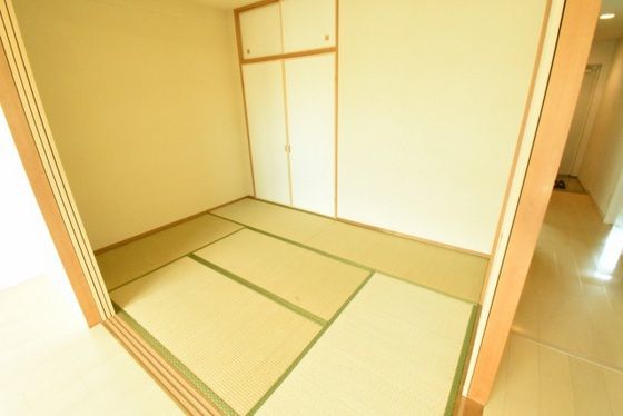 ベッドルーム