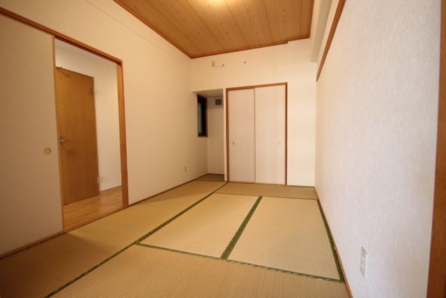 ベッドルーム