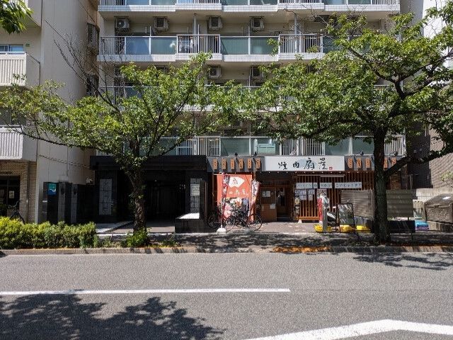 近くに施設あり