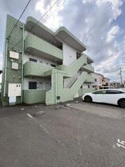 ウエストハイツの外観画像