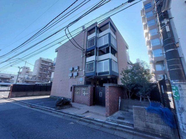 レオパレスゼルコヴァの外観画像