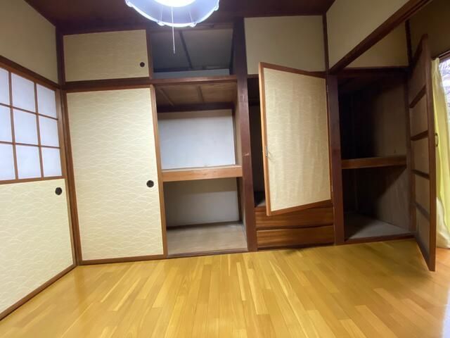 ベッドルーム