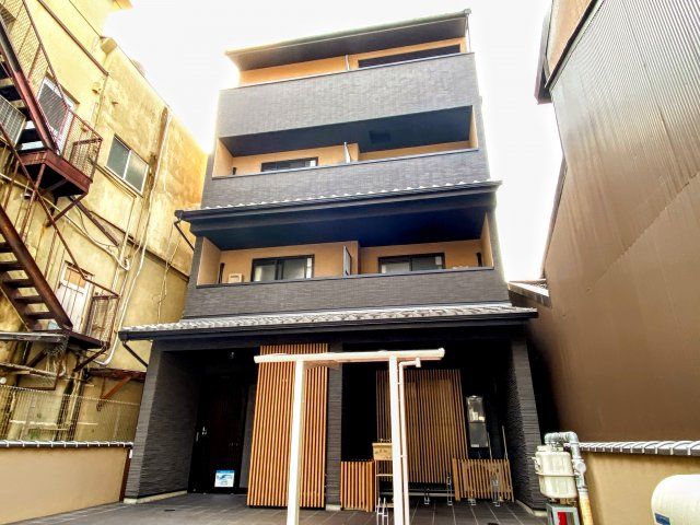 京乃双葉マンションの外観画像
