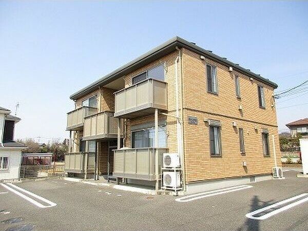 グリーングラスの外観画像