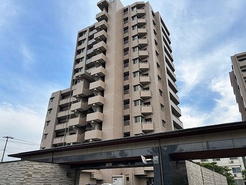 サーパスシティ番町イーストテラスの外観画像