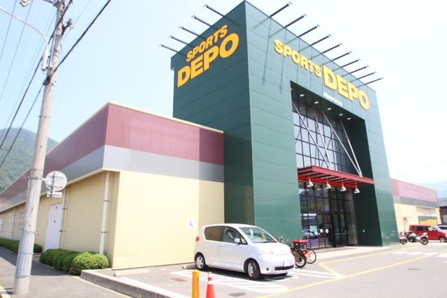 近くに施設あり