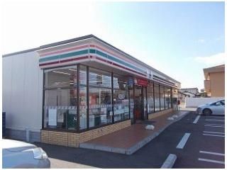 セブンイレブン曽根町4丁目店まで650m