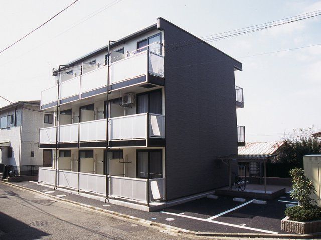 レオパレス都の外観画像