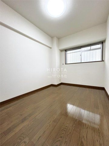ラ・ムー水巻店 (809m)