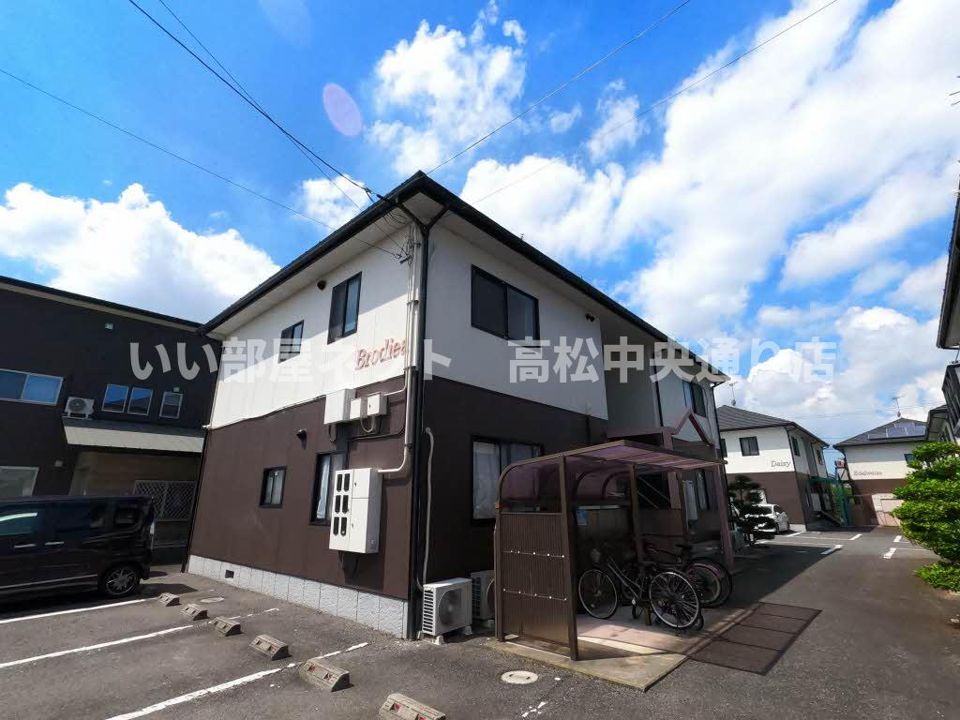 ガーデンパレス B棟の外観画像