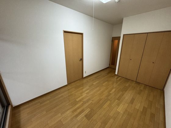 ベッドルーム