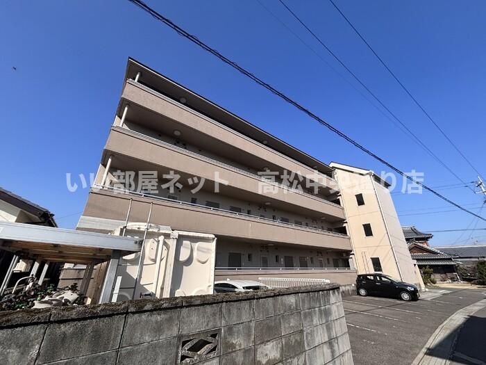 ピュアハイツ生野の外観画像