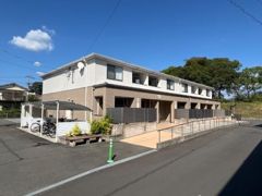 ファミーユコートの外観画像