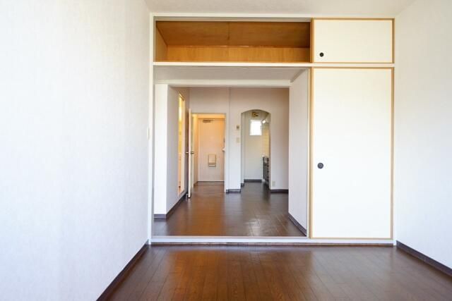 ベッドルーム
