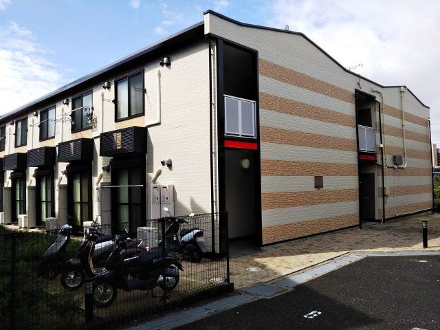 レオパレス奈佐原の外観画像