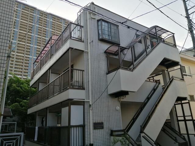 キャッスル本郷の外観画像