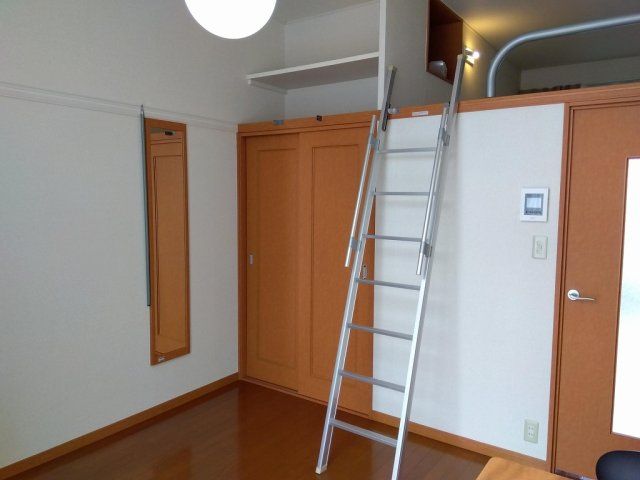 ベッドルーム