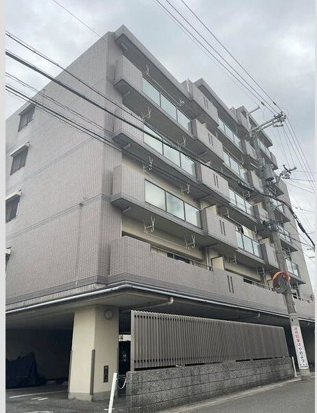 グレイ・デ・セッツの外観画像